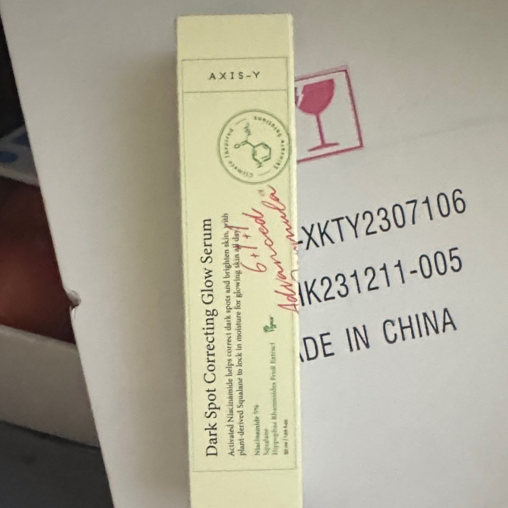Dark Spot Correcting Glow Serum - Cream